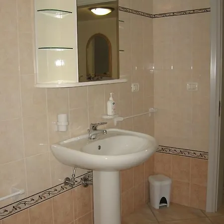 Casa Elena بيت للعطل *